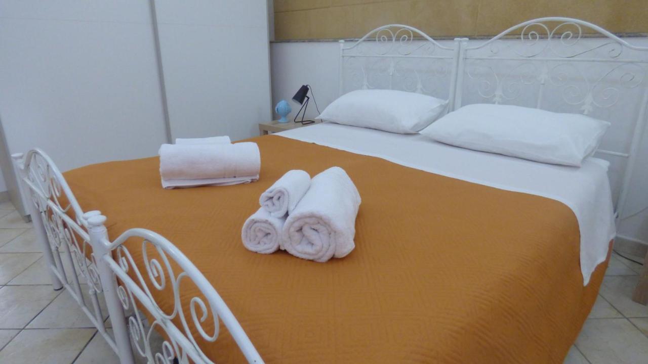 La Dimora Del Pumo Appartement Lecce Buitenkant foto