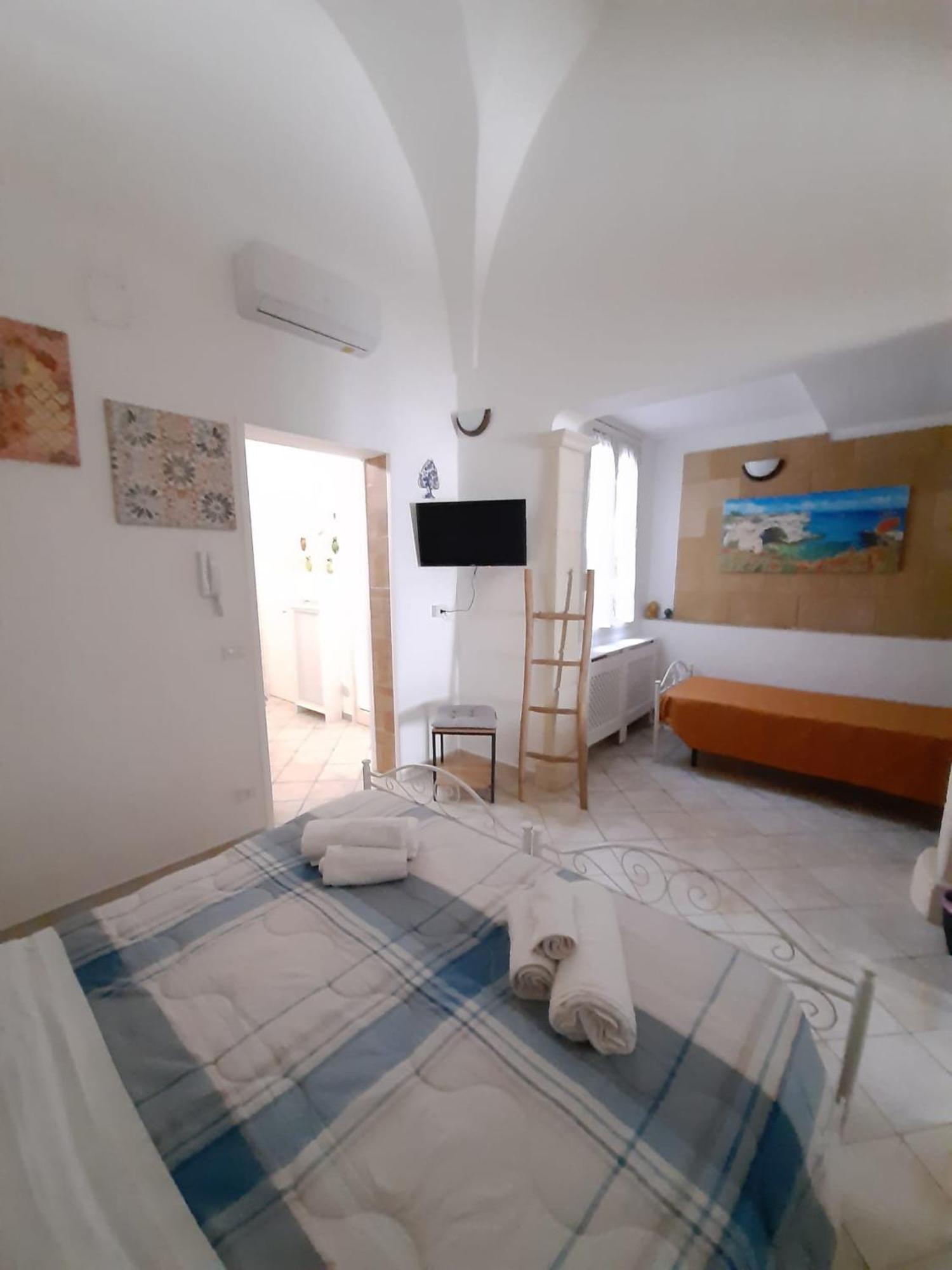 La Dimora Del Pumo Appartement Lecce Buitenkant foto
